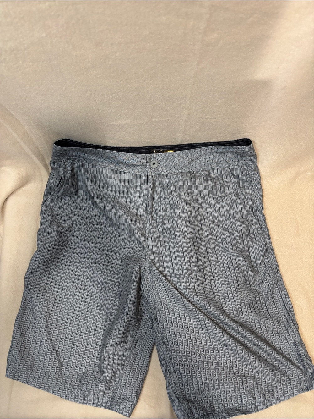O'Neill Black and Gold Hybrid Boardshorts Waistband Detail Sz 34 VGUC